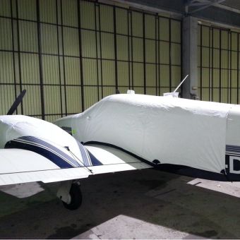 LOWLAND - Canopy Cover - Piper PA34 Seneca - White